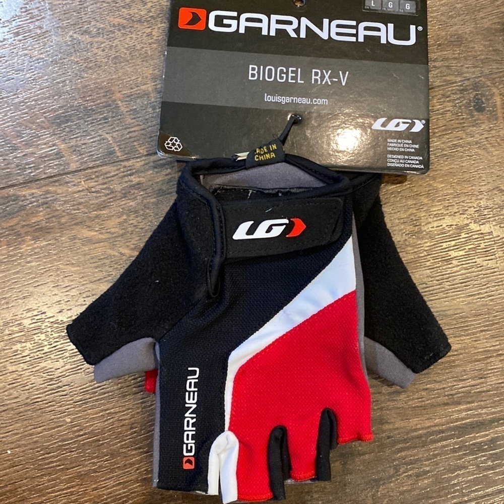 Garneau Weight lifting gloves size large